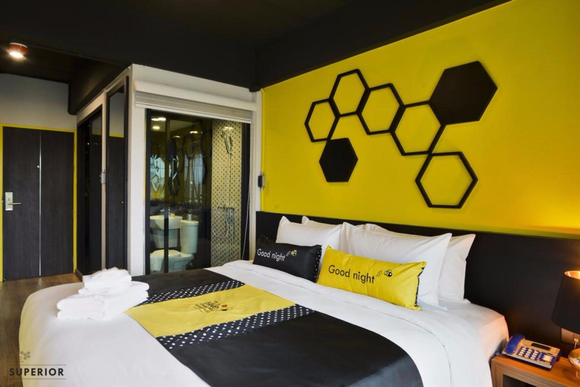 The Hive Chiang Mai Hotel Exteriör bild