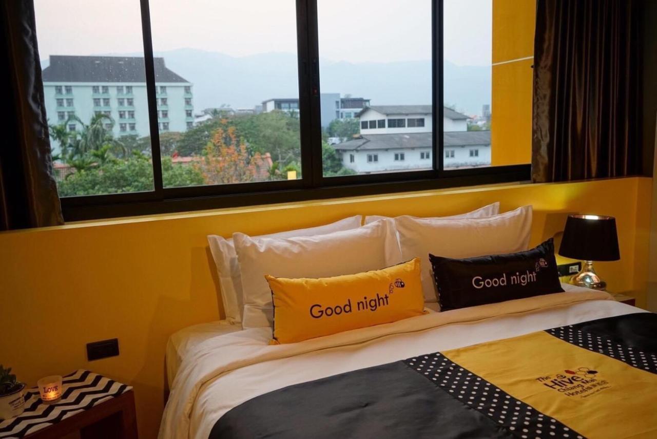 The Hive Chiang Mai Hotel Exteriör bild