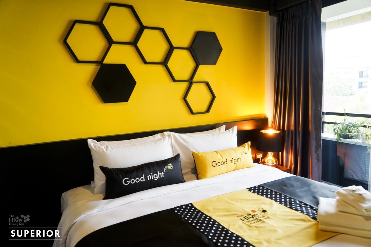 The Hive Chiang Mai Hotel Exteriör bild